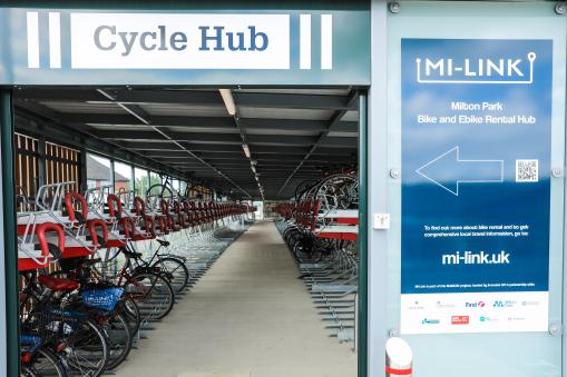 New free bike rental hub open at Didcot Parkway